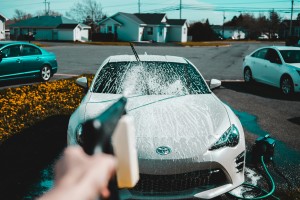 Tipps für einen langanhaltenden Glanz (Foto: Erik Mclean/Unsplash)