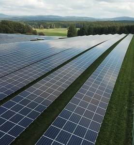 Solarpaneele: Konkurrent der Silizium-Konstruktion holt auf (Foto: Samuel Faber, pixabay.com)