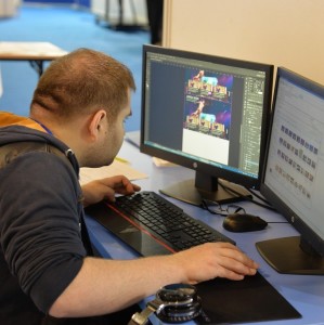 Programmierer: KI verlangsamt Arbeit von Code-Spezialisten (Symbolbild: bbpc, pixabay.com)