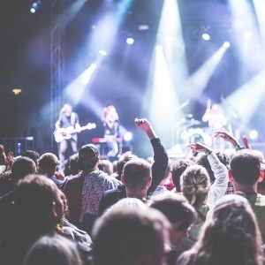 Stars auf der Bühne: R.E.M. am wenigsten experimentierfreudig (Foto: pixabay.com, Pexels)