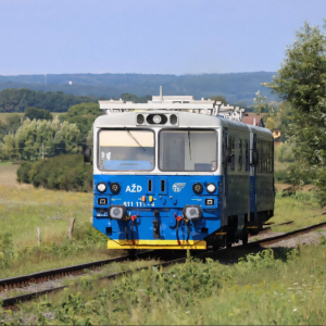 Triebwagen Edita ist autonom mit Fahrgästen unterwegs (Foto: AZD)