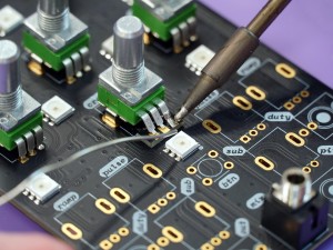Elektronik: Deutsche Branche stemmt sich gegen die Flaute (Foto: pixabay.com, theaflowers)