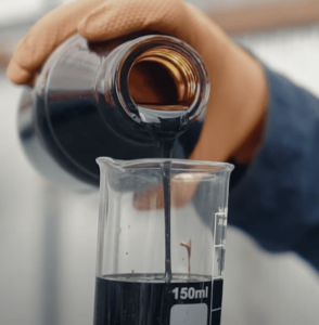 Bioöl: Dieses Gemisch soll den Klimawandel aufhalten (Foto: charmindustrial.com)