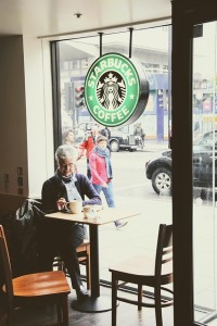 Starbucks: Kaffeehaus arbeitet bald mit KI im Hintergrund (Foto: P+M Lachmann-Anke, pixabay.com)