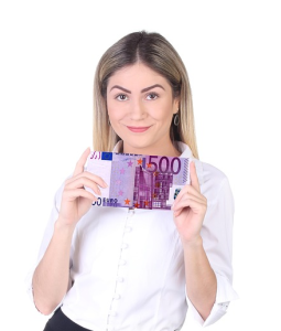 Frau mit 500-Euro-Schein: Viele schätzen Finanzwissen als gering ein (Foto: pixabay.de/outsideclick)