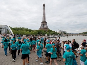 Freiwillige bei der Drogenaufklärung (Foto: Scientology)