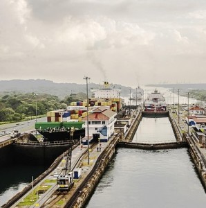 Panamakanal: Verkehrsweg droht klimabedingter Wassermangel (Foto: artes2franco, pixabay.com)