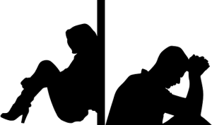 Entfremdetes Paar: Politische Fake News lassen Beziehungen zerbrechen (Bild: Tumisu, pixabay.com)