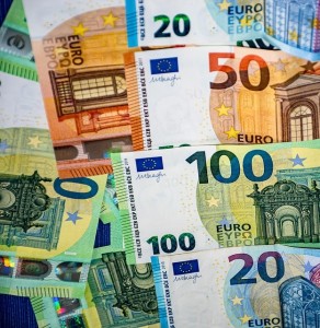 Geld: Betriebsräte kompensieren Automatisierungsfolgen (Foto: pixabay.com, Ri_Ya) Geld: Betriebsräte kompensieren Automatisierungsfolgen (Foto: pixabay.com, Ri_Ya)