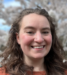 Kyra Wilson: Forscherin sieht Gefahren durch KI bei Personalauswahl (Foto: washington.edu) Kyra Wilson: Forscherin sieht Gefahren durch KI bei Personalauswahl (Foto: washington.edu)