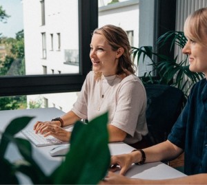 Usability-Check: Nutzer reagieren auf KI-Zusammenfassungen bei Suchen (Foto: usability.de) Usability-Check: Nutzer reagieren auf KI-Zusammenfassungen bei Suchen (Foto: usability.de)