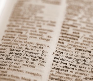 Wörterbuch: Menschen finden eher die richtigen Worte (Foto: Melanie, pixabay.com)