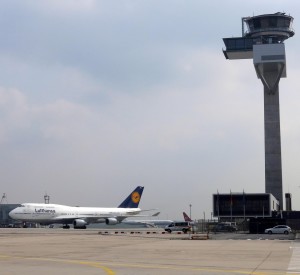 Flughafen: Zahl der Auslandspassagiere nimmt zu (Foto: pixabay.com, goldfrapp)