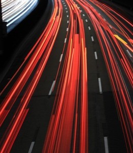 Verkehr: Neuer Chip macht autonom fahrende Autos deutlich sicherer (Foto: pixabay.com)