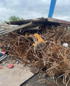 Nachhaltige Schrottverwertung und moderne Logistik in Hamm (© Schrottabholung.org)