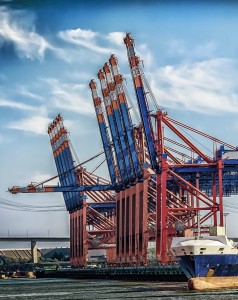 Hamburger Hafen: Cosco Shipping darf Spedition Zippel fast schlucken (Foto: pixabay.com, liggraphy)