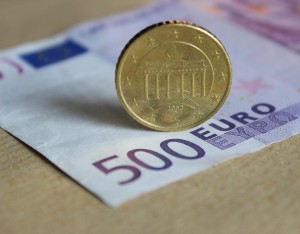 Bares: Deutsche und Österreicher nutzen Münzen und Scheine (Foto: pixabay.com, martaposemuckel)