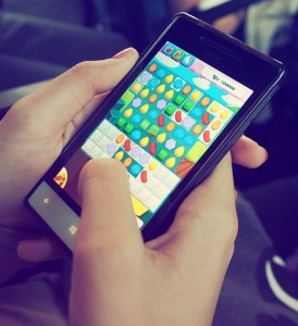 Zocken am Smartphone: Spielen und nebenbei einkaufen ist im Trend (Foto: Pexels, pixabay.com)