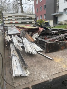 Schrott: Abholung in Lünen leicht gemacht (Foto: Schrottankauf Exclusiv)