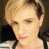 Rebecca Nowland: Forscherin sieht in sozialen Medien Chancen und Gefahren (Foto: manchester.ac.uk)