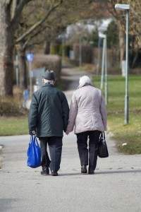 Senioren: Osteoporose betrifft Frauen stärker als Männer (Foto: pixabay.com, Marzena P.)