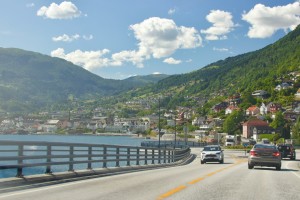 Ferienbudget freischaufeln mit Bar Auto Ankauf (Foto: Unsplash)
