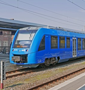Klassischer E-Triebwagen mit Wasserstoff: Ammoniak als Zukunft (Foto: Erich Westendarp, pixabay.com)