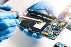 RecoveryLab analysiert beschädigte Speichermedien mit spezialisierten Laborverfahren.