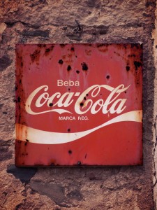Coca-Cola: In der Werbung übertreffen Menschen die KI (Bild: Marc Pascual, pixabay.com)