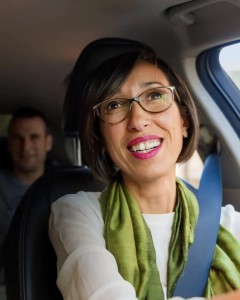 Uber-Fahrerin: Nutzer der App können nun Tonaufnahmen erstellen (Foto: uber.com/de)