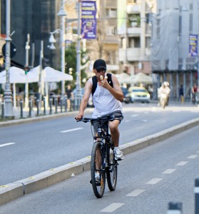 Radfahrer: Nur abgetrennte Wege bringen wirklich etwas (Foto: Mircea Iancu, pixabay.com)