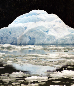 Schmelzender Eisberg: Es gibt mehr Treibhausgase als bekannt (Foto: Lisa Yount, pixabay.com)