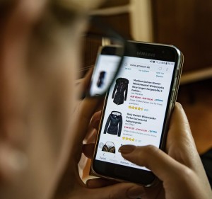 Shopping: Videos zur rechten Zeit fördern den Umsatz (Foto: Hannes Edinger, pixabay.com)