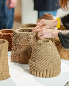 So sehen die ersten Objekte aus gedrucktem Lehm aus (Foto: Dan Weill)
