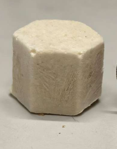 Neuer Styropor-Ersatz aus Sägemehl (Foto: DOI: 10.1021/acsapm.6c00854)