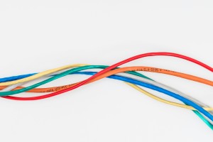 Die richtigen Kabel für den langlebigen Gebrauch (Foto: Unsplash)
