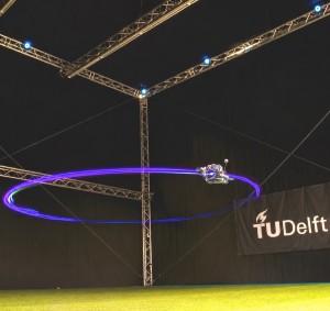 Im Versuchslabor: Forscher bringen Drohnen "Schmerzen" bei (Foto: tudelft.nl)