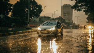 Ein Unwetter kann folgeschwere Schäden anrichten (Foto: Bar Auto Ankauf)