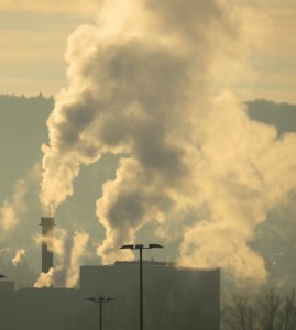 Emissionen: Werden oft geschickt verlagert, anstatt sie zu reduzieren (Foto: Hans, pixabay.com)