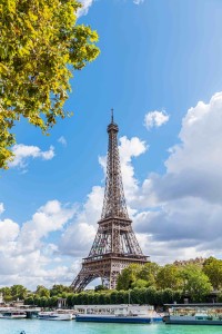 Paris: Neue Farbe schützt Bauwerke 100 Jahre vor Rost (Foto: BÙI VĂN HỒNG PHÚC, pixabay.com)
