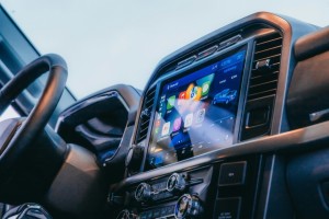 Welche Apps & Abos laufen noch über ihr Auto? (Foto: Unsplash)
