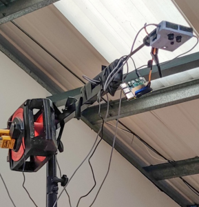 Noch sehr auffälliger Prototyp des neuen KI-Überwachungssystems (Foto: ntu.ac.uk)