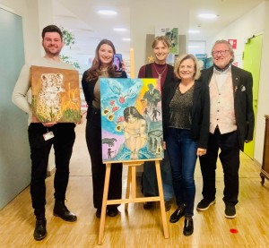Kunstwerk von Rama Haimoud; Kuratorin: Michaela Lukmann, MA MBA (© Mikizzaner)