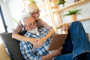 13. AHV-Rente bringt mehr Geld im Ruhestand (Foto: Unsplash)