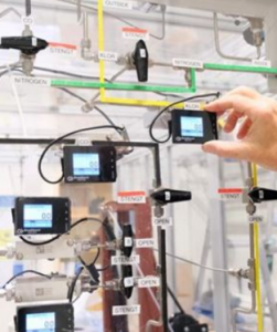 Emissionsfreie Aluminiumherstellung im Labor: Das ist die Zukunft (Foto: Maria Sotberg, sintef.no)